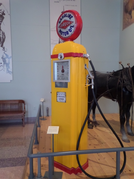 Southwest dial gas pump