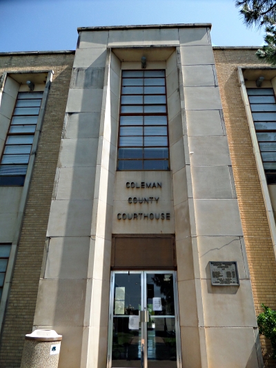 Coleman courthouse front door