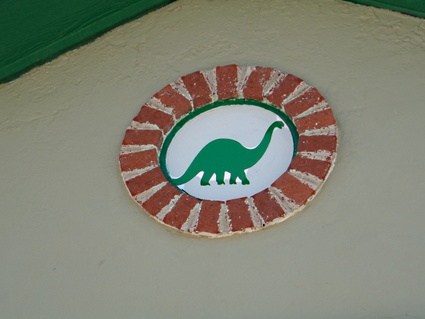 Sinclair gas station medallion decoration